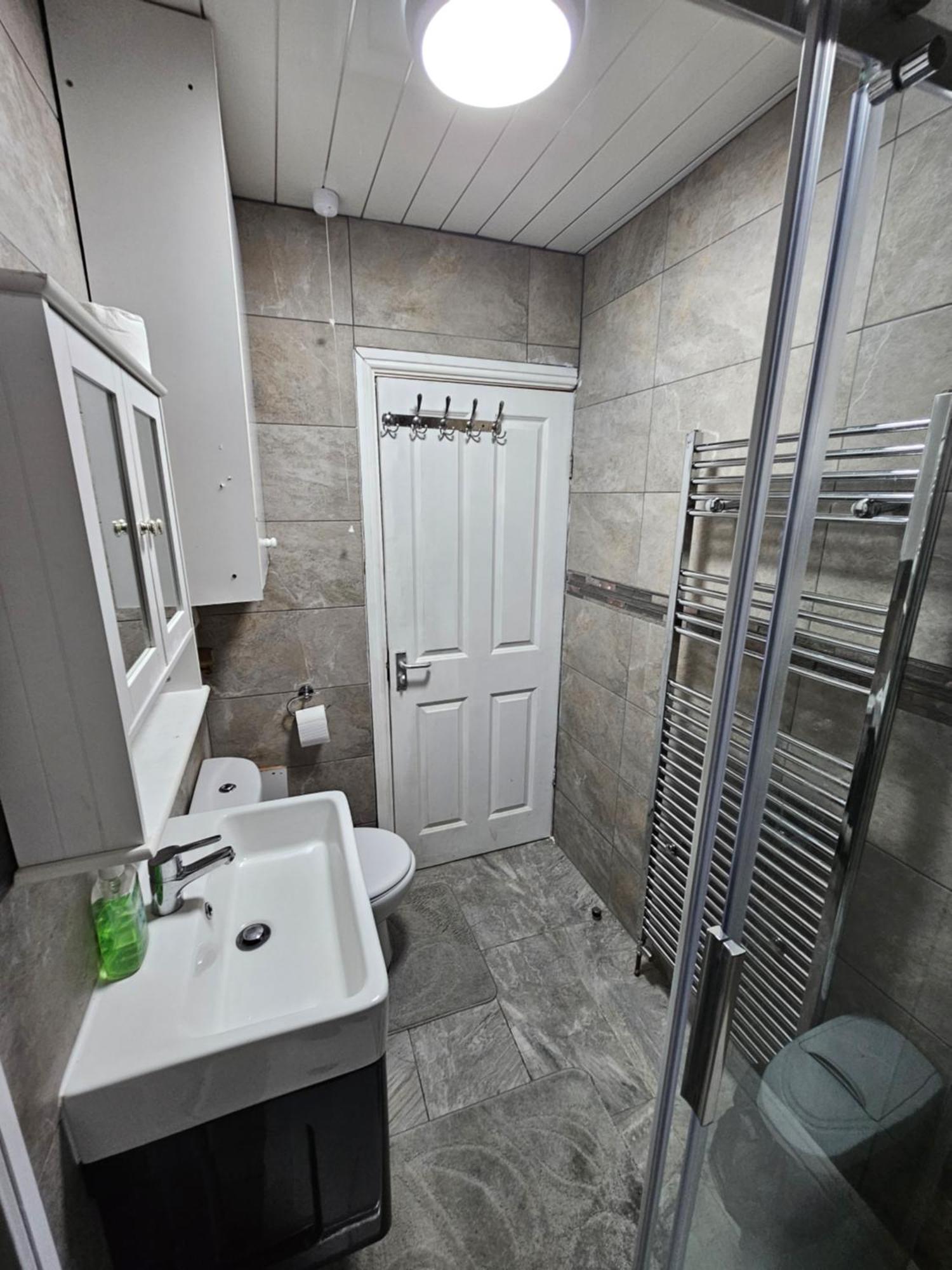 Monyhull Homestay - Near City Centre Kingsheath Nia Nec Bhx Birmingham Bagian luar foto