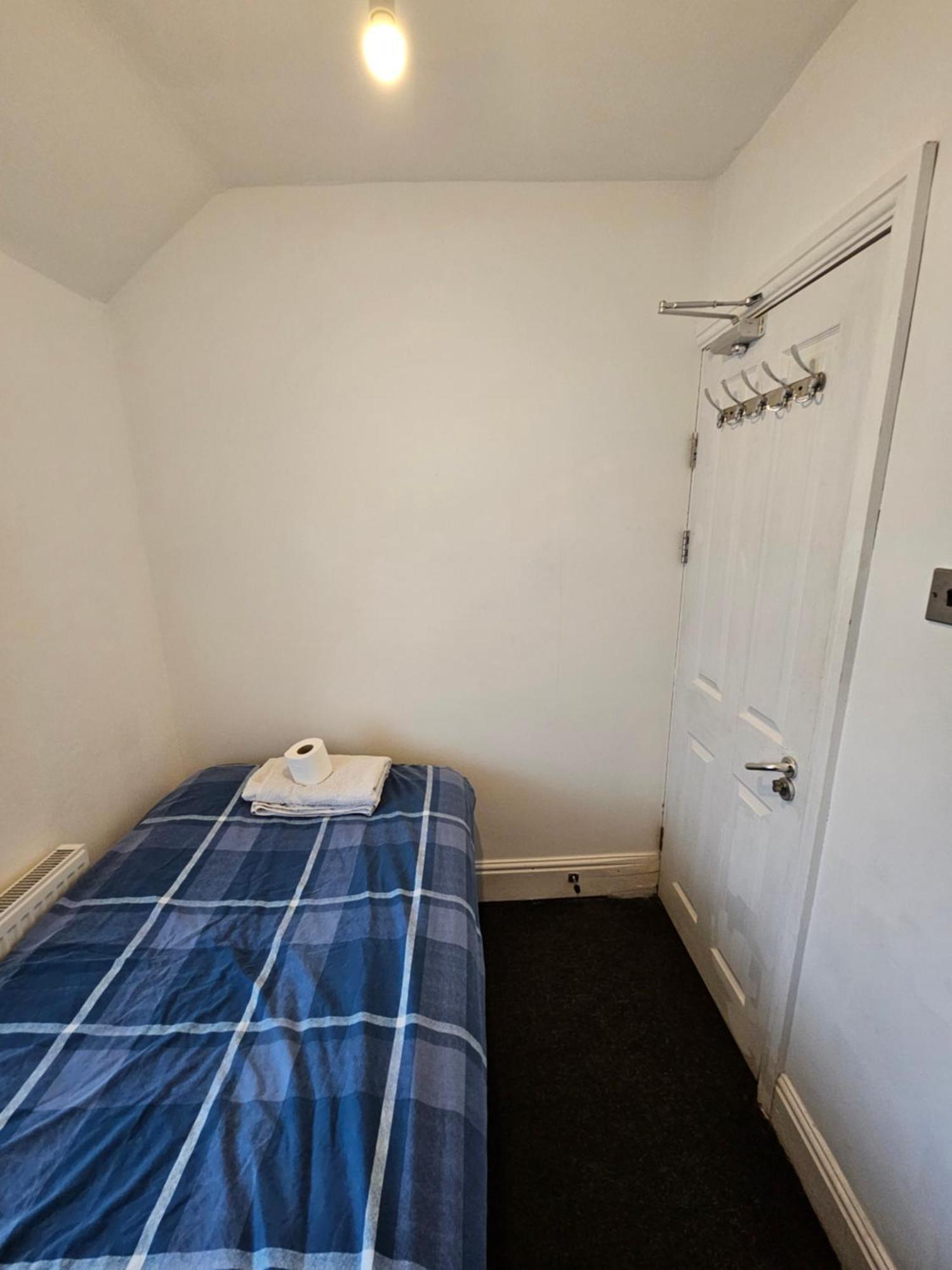 Monyhull Homestay - Near City Centre Kingsheath Nia Nec Bhx Birmingham Bagian luar foto