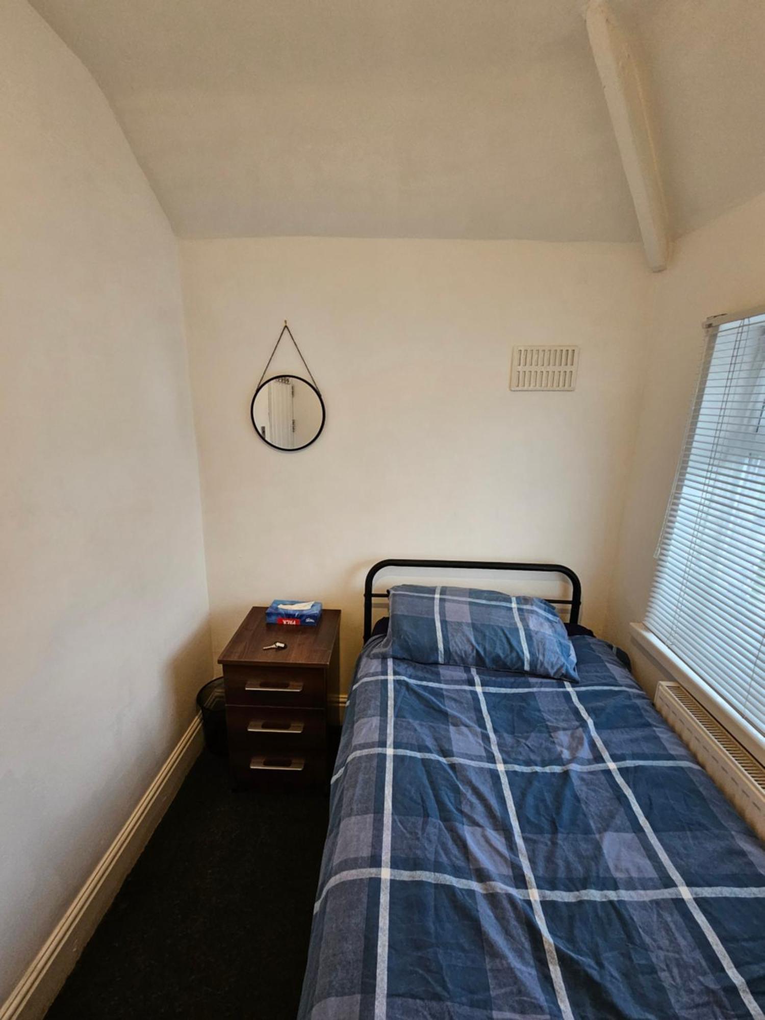 Monyhull Homestay - Near City Centre Kingsheath Nia Nec Bhx Birmingham Bagian luar foto