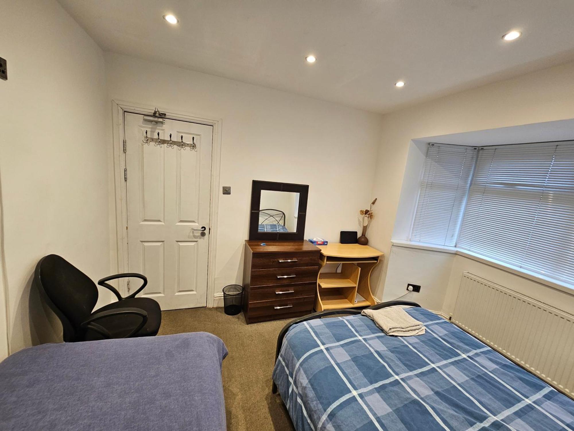 Monyhull Homestay - Near City Centre Kingsheath Nia Nec Bhx Birmingham Bagian luar foto