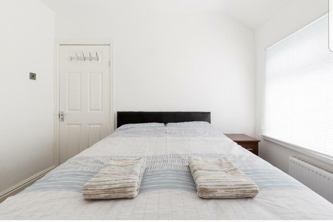 Monyhull Homestay - Near City Centre Kingsheath Nia Nec Bhx Birmingham Bagian luar foto